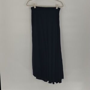 Z & L maxi skirt asymmetrical size xs/small solid black elastic waist